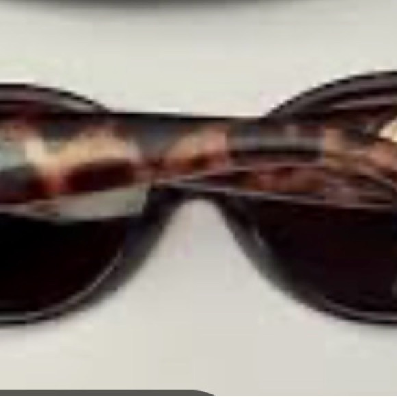 Vintage Authentic Fendi Tortoise Sunglasses - Picture 5 of 12